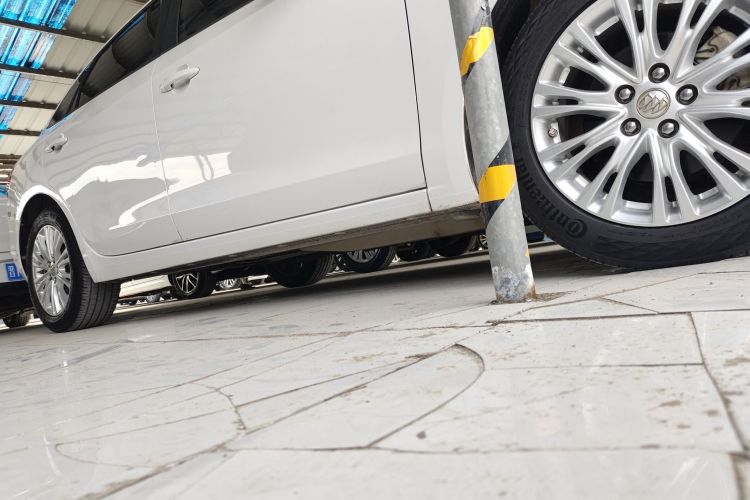 别克 英朗 2017款 15N 自动精英型局部细节9001