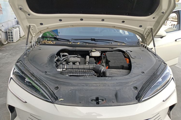 比亚迪 海豹07 DM-i 2025款 智驾版 DM-i 1.5L 125km 尊贵型机舱底盘24