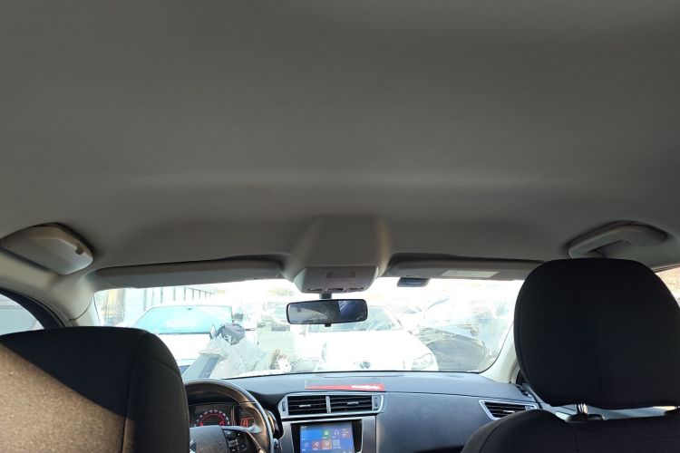 DS 5LS 2015款 1.6T 舒适版THP160中控内饰22