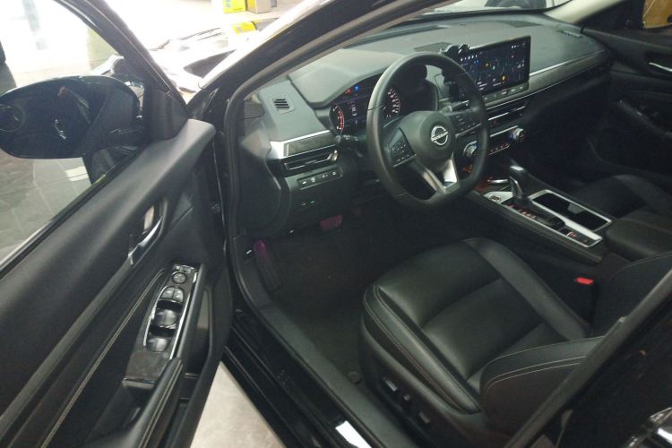 日产 天籁 2022款 2.0L XL-TLS 悦享版中控内饰20