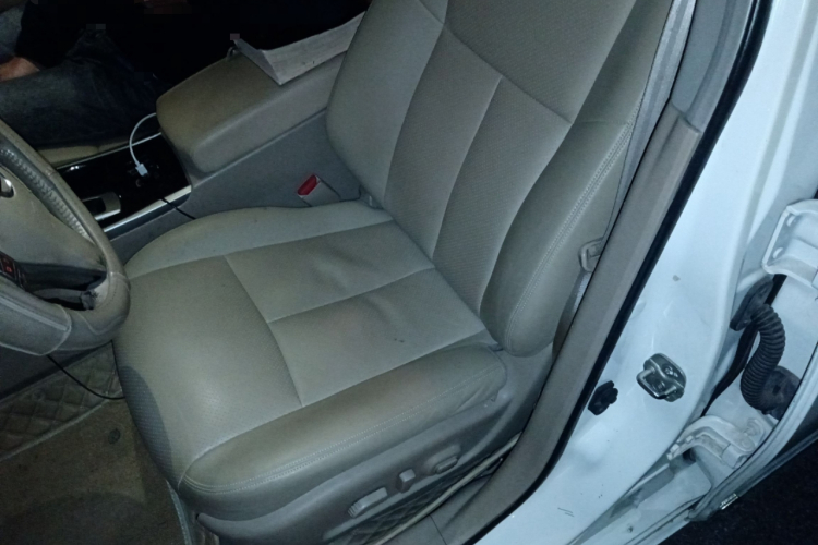 日产 天籁 2015款 2.0L XL Upper欧冠科技版局部细节19