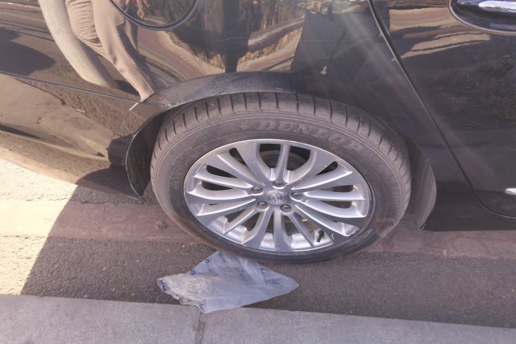 别克 君越 2018款 28T 精英型车身外观6008