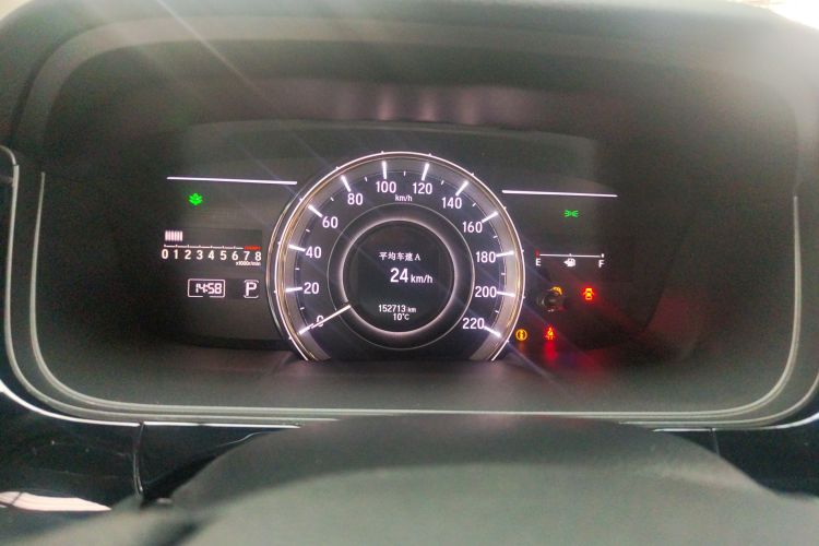 本田 艾力绅 2016款 2.4L 至尊版中控内饰14