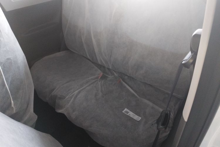 吉利银河 2024款 熊猫mini 200km 耐力熊中控内饰21