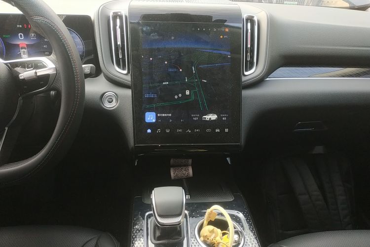 红旗HS3 PHEV 2024款 PHEV 115km 劲为版中控内饰16