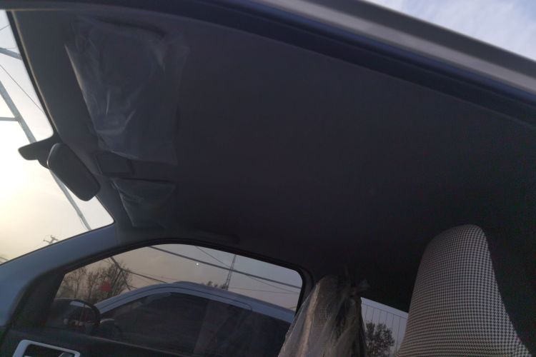 五菱汽车 宏光MINIEV 2024款 第三代 215km 青春版中控内饰22