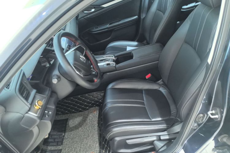 本田 思域 2016款 180TURBO CVT舒适版中控内饰19