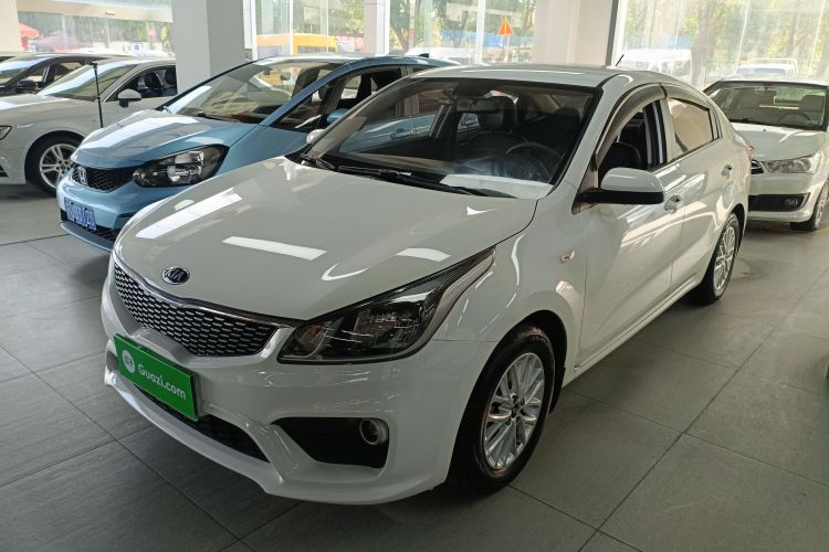 起亚K2 2017款 三厢 1.4L AT GLS车身外观1