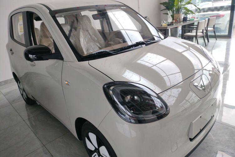 五菱汽车 宏光MINIEV 2025款 四门版 进阶款车身外观3