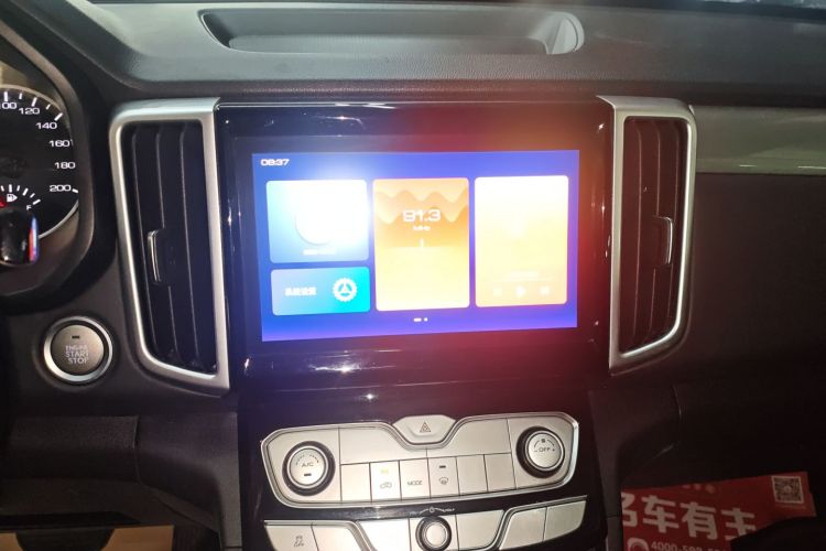 长城 炮 2020款 2.0T商用版自动柴油两驱精英型长箱GW4D20M局部细节16