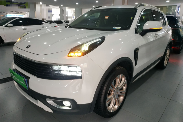 领克01 2019款 2.0T 两驱型Pro版 国V车身外观1