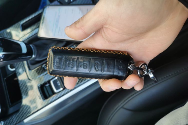 魏牌 VV7 2017款 VV7c 2.0T 超豪型中控内饰11