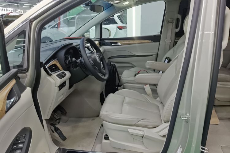 别克GL8 2017款 ES 28T 舒适型 国V中控内饰20