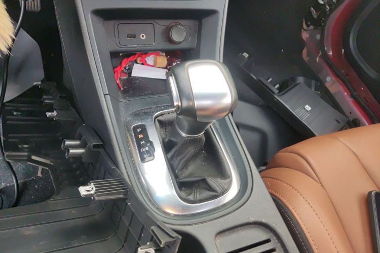 名爵 锐行 2016款 1.5L 自动超值豪华版中控内饰18