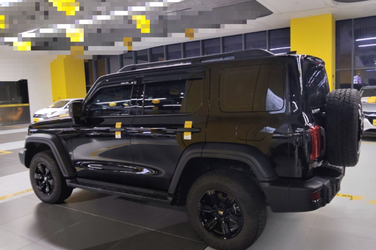 坦克300 2021款 越野版 2.0T 征服者车身外观6003