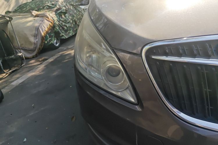 别克GL8 2017款 25S 豪华型 国V车身外观6006