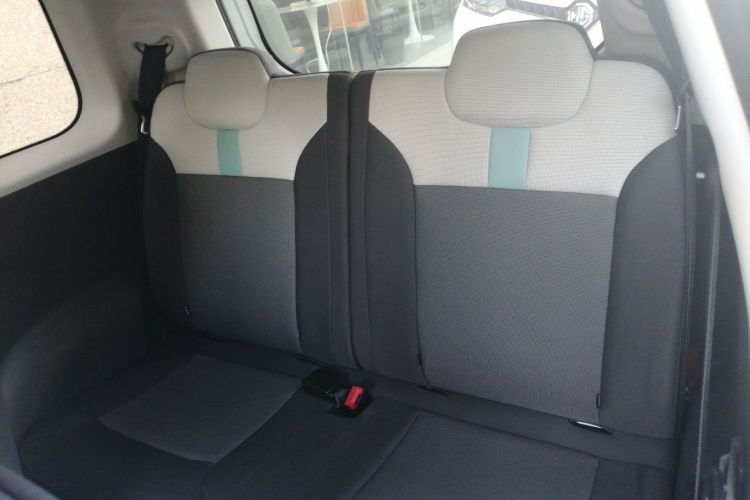 长安启源 长安Lumin 2022款 210km 香甜款中控内饰7004