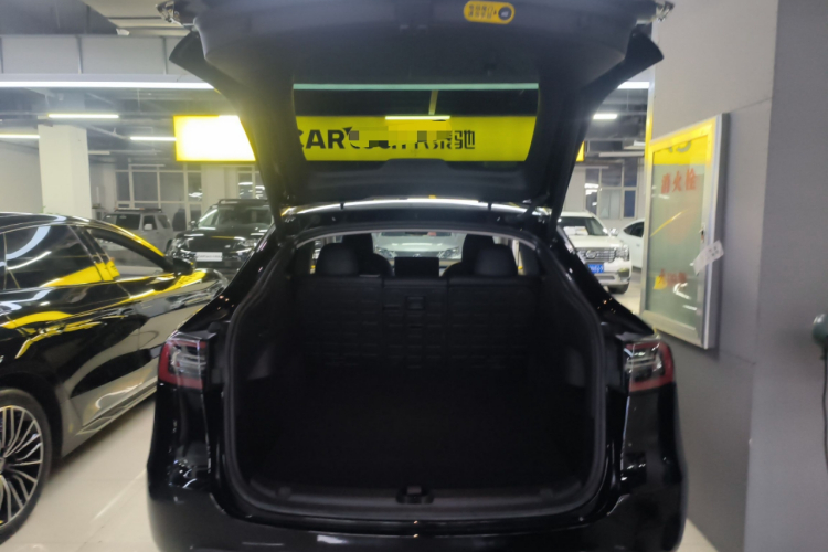 特斯拉 Model Y 2022款 改款 后轮驱动版局部细节23