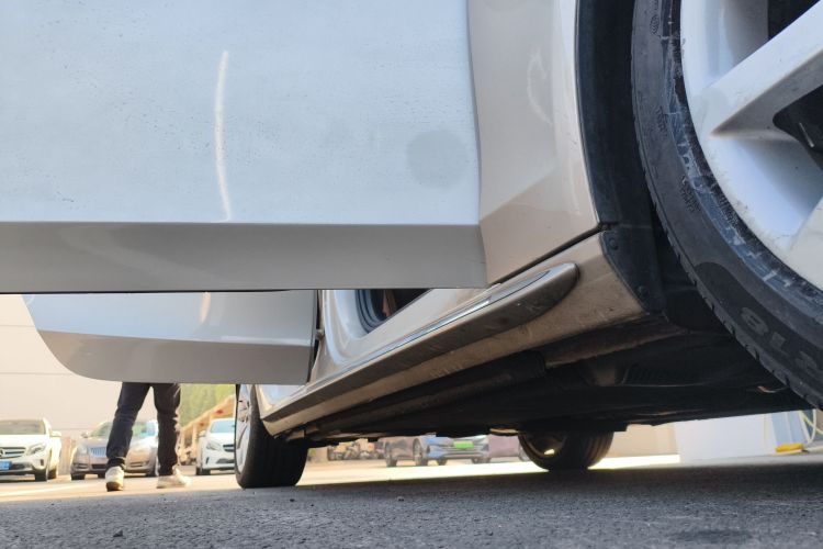 奥迪A4L 2016款 45 TFSI quattro个性运动型局部细节9001