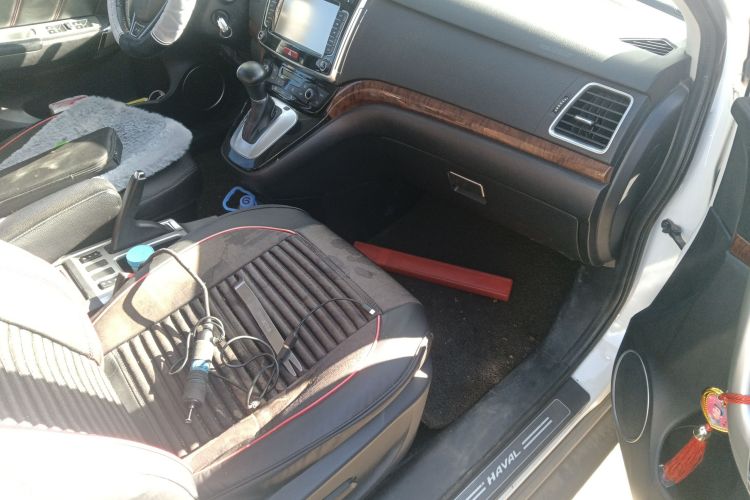 哈弗H6 2014款 运动版 2.4L 自动尊贵型局部细节9005