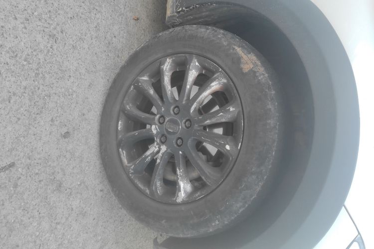 观致3 2016款 都市SUV 1.6T 自动致悦型车身外观10