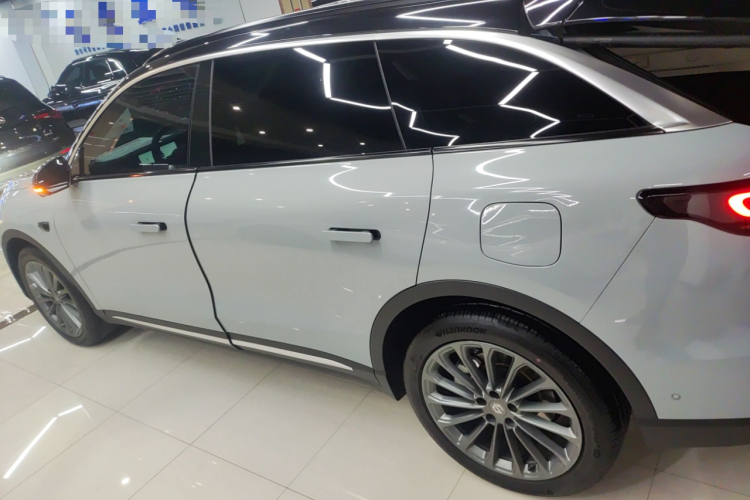 零跑汽车 零跑C11 2024款 增程 300尊享版车身外观6003