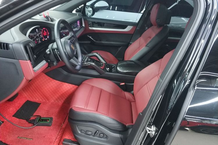 保时捷 2024款 Cayenne 3.0T中控内饰19