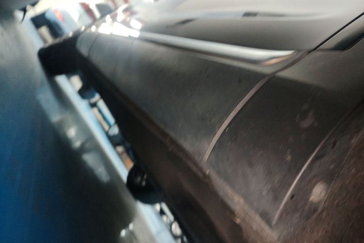 红旗HS5 2019款 2.0T 智联旗享四驱版局部细节9001