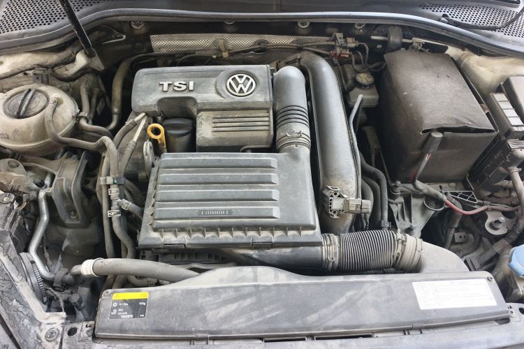 大众 高尔夫 2016款 1.4TSI 自动R-Line局部细节24