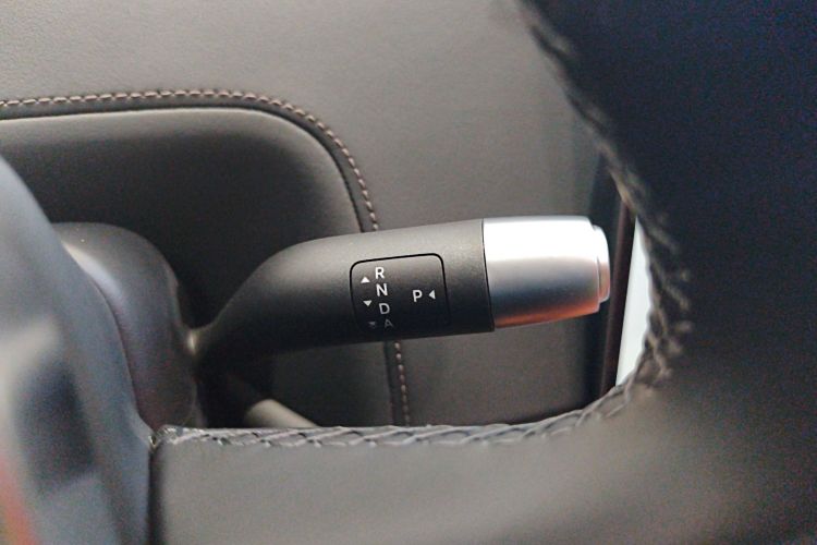 理想汽车 理想L9 2024款 Ultra局部细节18