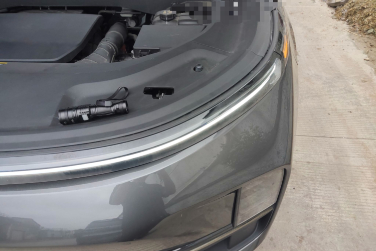 理想汽车 理想L9 2022款 Max局部细节9006