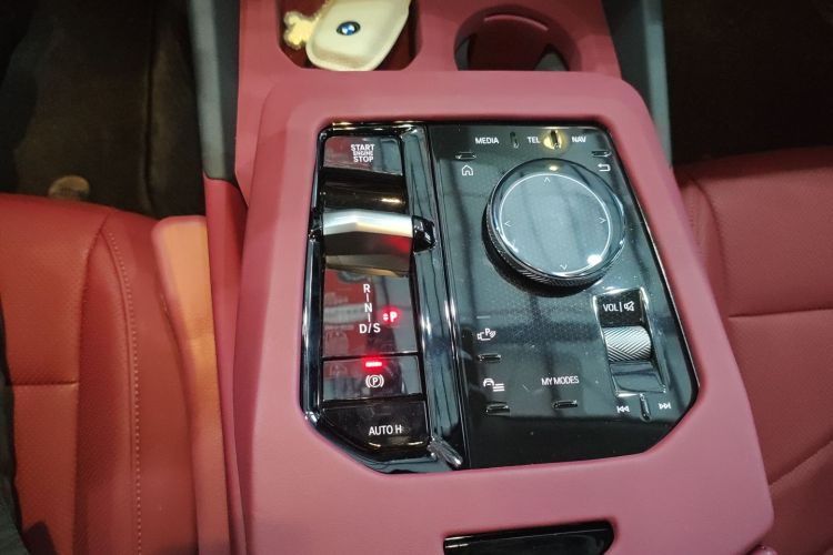 宝马5系 2026款 530Li 领先型 M运动套装局部细节18