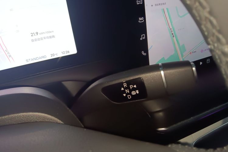 小鹏P7 2023款 P7i 702 Pro局部细节18