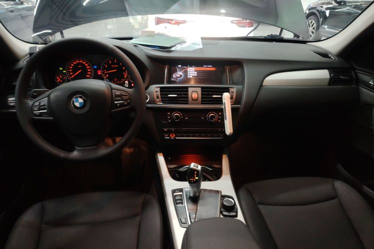宝马X3(进口) 2016款 sDrive20i中控内饰12