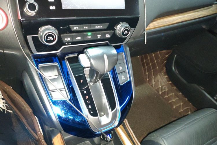 本田CR-V 2017款 240TURBO CVT两驱风尚版局部细节18