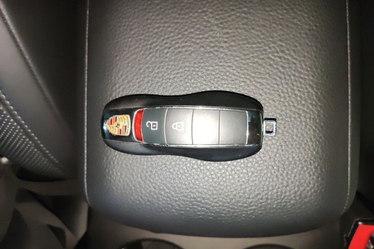 保时捷 2020款 Macan 2.0T中控内饰11