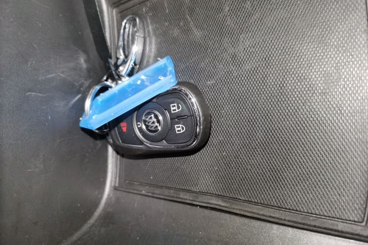 别克GL8 2017款 ES 28T 舒适型 国V中控内饰7001