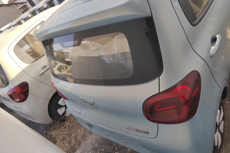 五菱汽车 宏光MINIEV 2025款 四门版 进阶款车身外观6