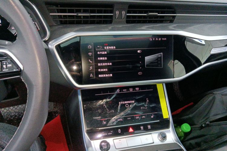 奥迪A6L 2023款 45 TFSI quattro 尊享动感型中控内饰16