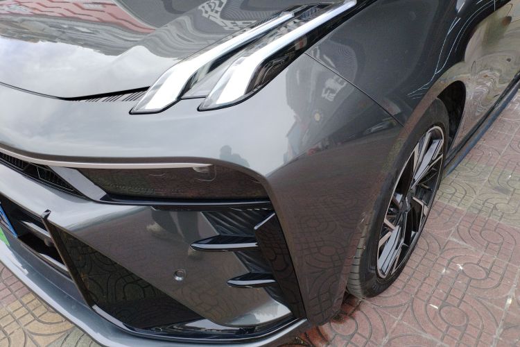 领克03 2025款 1.5TD DCT冠军版Pro局部细节36