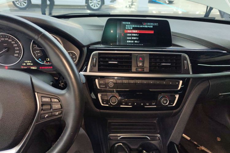 宝马3系 2018款 320Li 时尚型中控内饰16