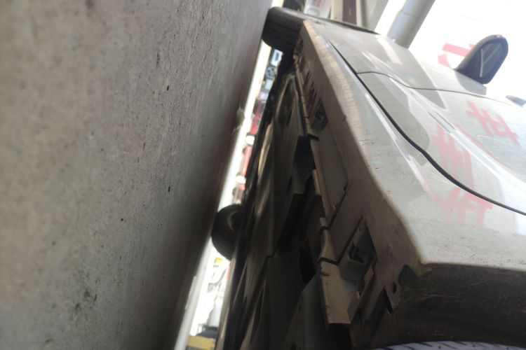 丰田 卡罗拉 2019款 1.2T S-CVT GL先锋版局部细节9002