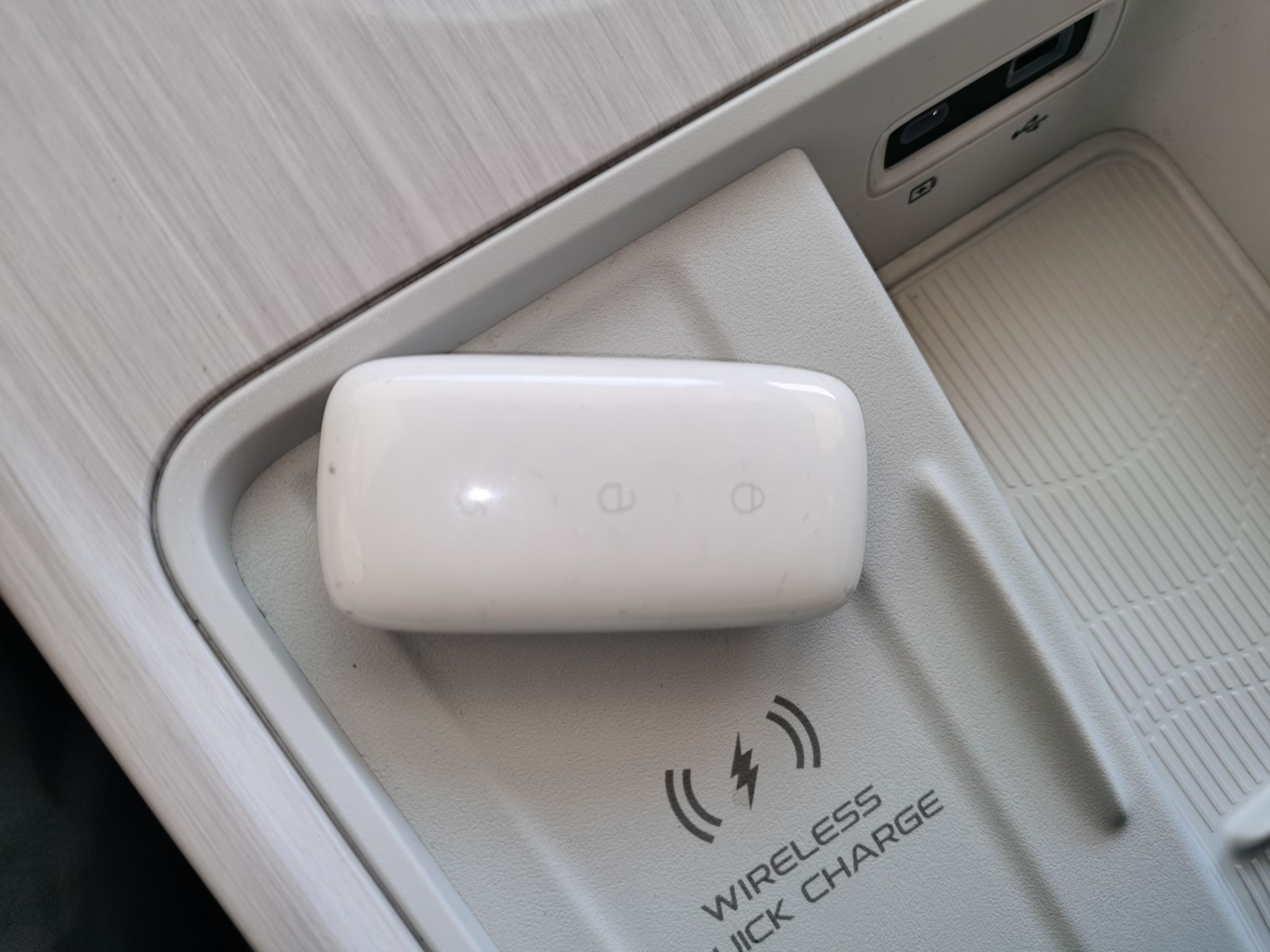 吉利银河 银河E8 2024款 665km 后驱星舰 远航版