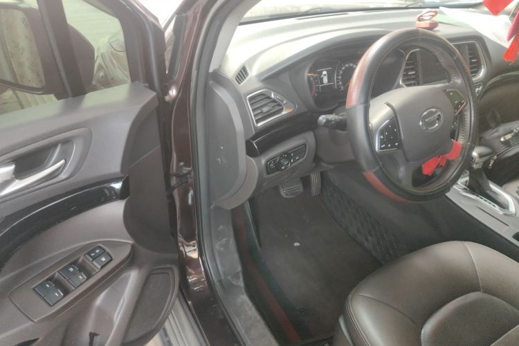 广汽传祺 传祺GS4 2015款 200T G-DCT豪华版中控内饰20