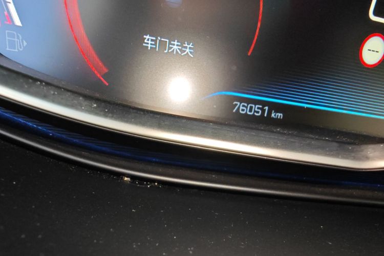 标致4008 2018款 350THP 豪华版中控内饰15