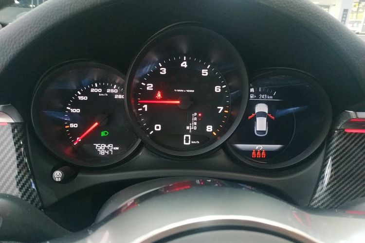 保时捷 2021款 Macan 2.0T中控内饰14