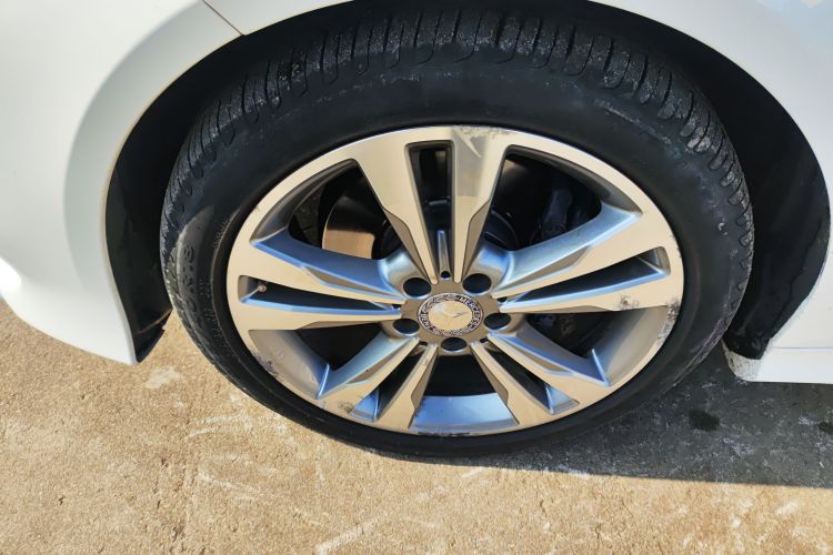 奔驰E级 2014款 改款 E 260 L 运动型车身外观6007