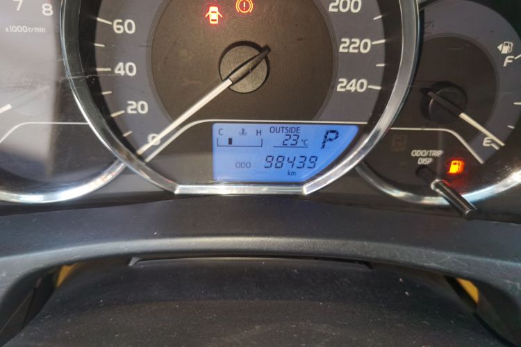 丰田 卡罗拉 2017款 改款 1.2T S-CVT GL中控内饰15