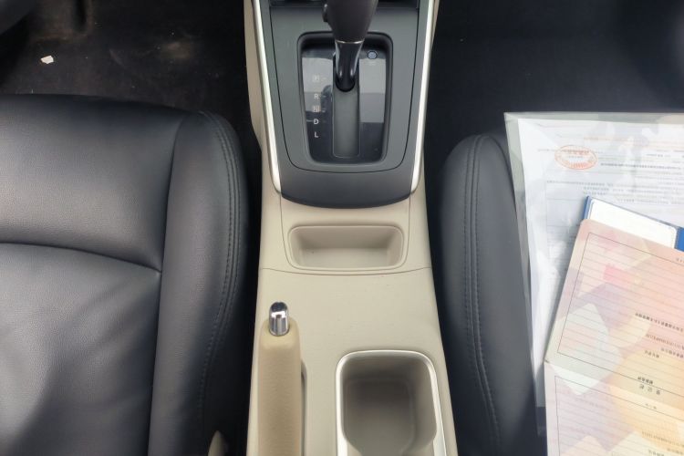 日产 轩逸 2019款 1.6XE CVT舒适版 国V中控内饰18