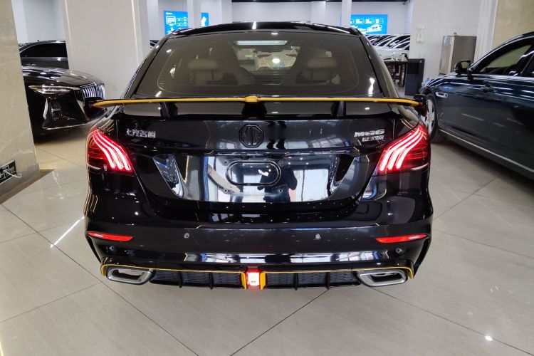 名爵 MG6 2021款 Pro 1.5T 自动Trophy豪华版车身外观6